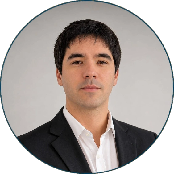 ADM. ROBERTO MOREIRA
